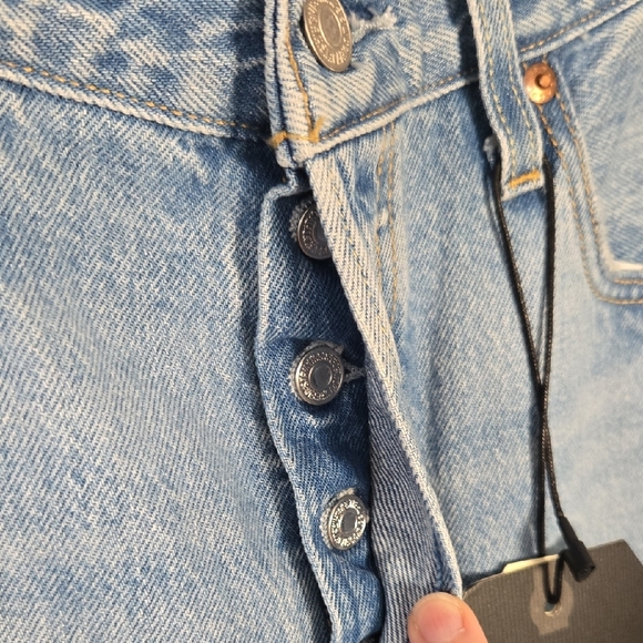 Levi's Original 501 Button Fly Ladies Size 29 Light Wash Denim Jeans - NEW - Picture 5 of 15
